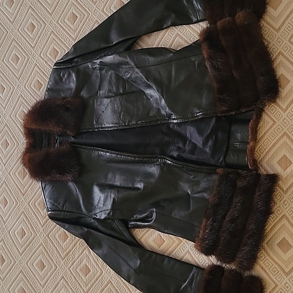 Fidan black leather jacket with brown mink fur. Size M.